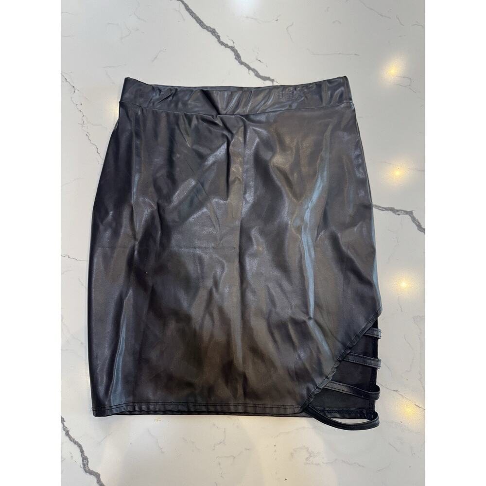 Charlotte Russe Skirt Womens L Faux Leather Mini Lace Up Asym Hem Black Preowned